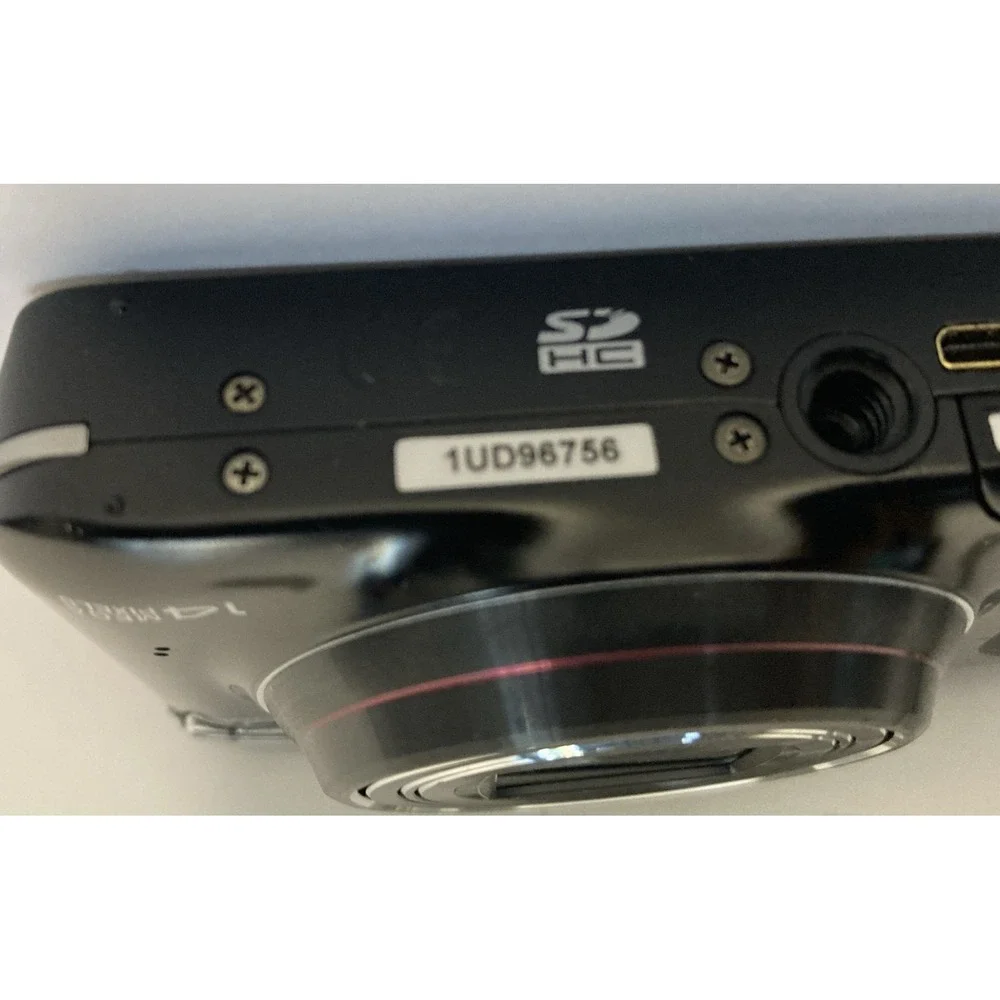 Fujifilm Finepix T310 14.0MP 10x Digital Camera w/Battery & Charger/Cable